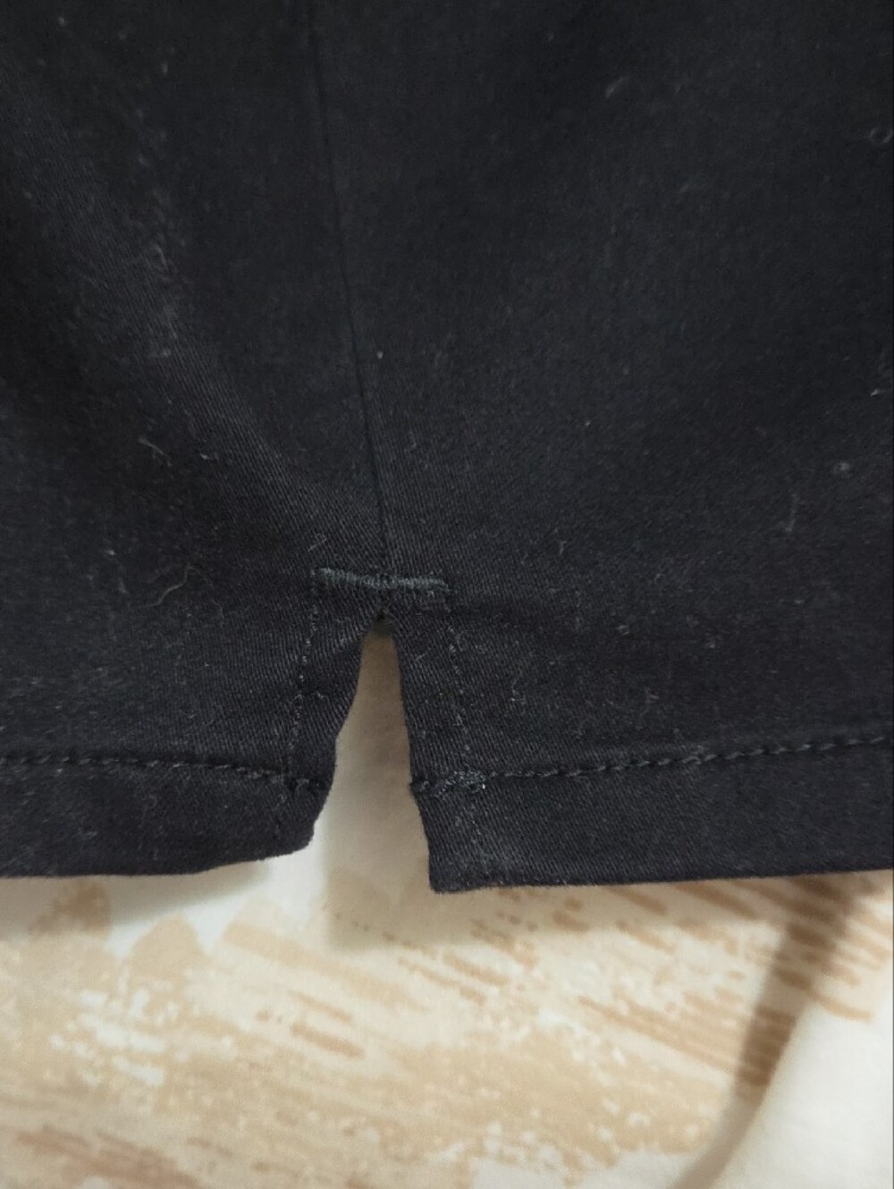 Liz Claiborne Black Mid-Rise Denim Bermuda Shorts - Picture 5 of 5